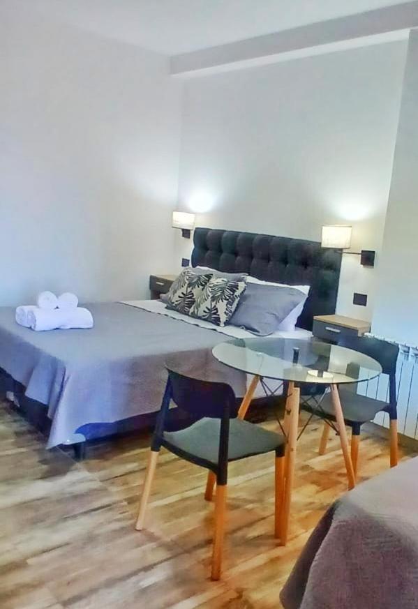 Las Victorias Suites Bariloche Habitación foto